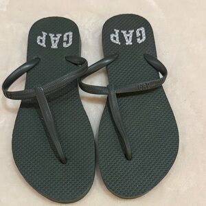 GAP Dark Gray Flip Flops